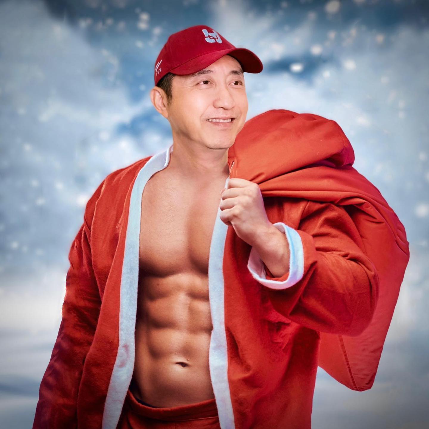 韦唯|众星过圣诞：李连杰女儿海边度假，秋瓷炫秀恩爱，唐鹤德令人泪目