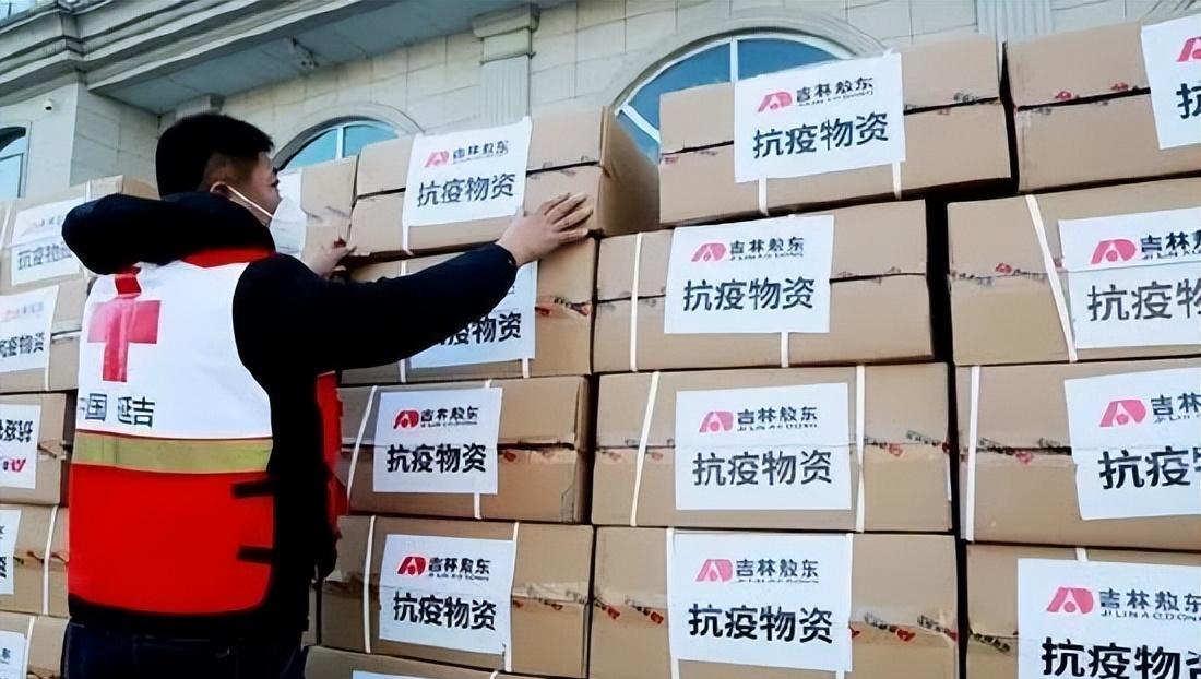 河大女学生因嫌弃隔离早餐直接扔掉!其理想是考公,网友:你不配