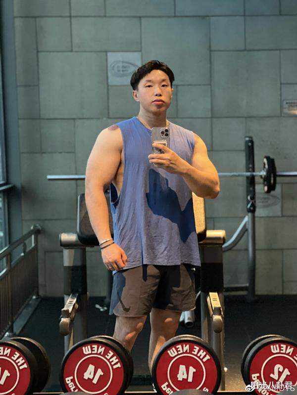 帅哥|看脸以为个子高,看身材以为是帅哥,这6位男星,外形反差太大了