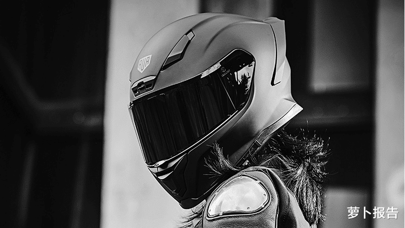 手套 提升颜值最快方法！一套摩托“皮肤”搞定