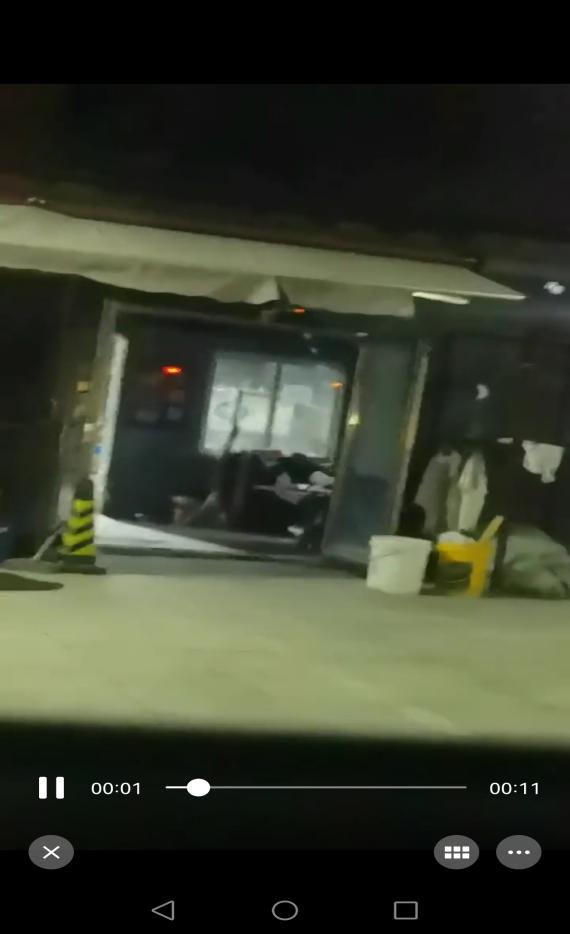 申通快递小哥撞伤人却故意失联,快递点存在消防隐患谁能承担?