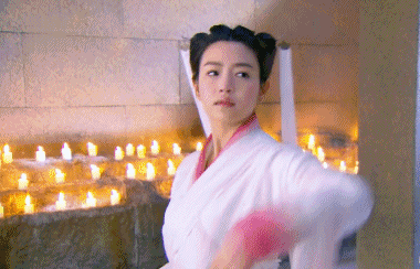 经典|光靠脸也能秒杀众人？有人回眸一笑成经典，有人却沦为全网笑柄