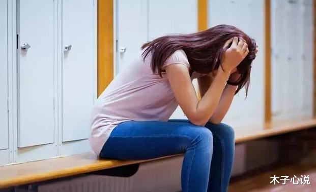 岳父母经常旅游吃大餐,女婿把8千工资全给父母,妻子:好,成全你