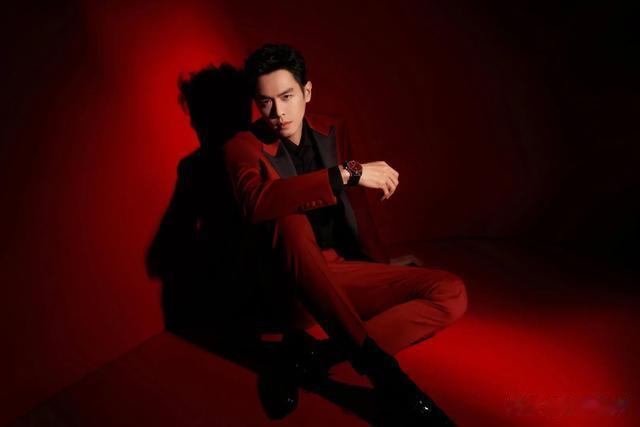 迪丽热巴|众星兔年贺岁大片，迪丽热巴仙气飘飘，赵丽颖杨幂今年春晚赢麻了