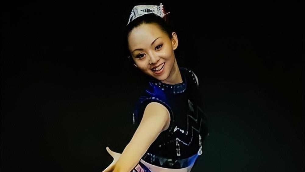 邰丽华|“千手观音”邰丽华：我最正确的选择就是拒绝富豪嫁给穷小子