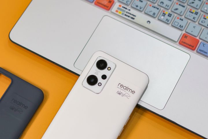 电池|2022年618入手真我GT2是否合适？看完小芳的实际测评就知道了！