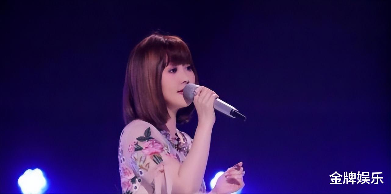 金海心|44岁的歌手金海心重出江湖！一首《爱似水仙》让女方再度翻红