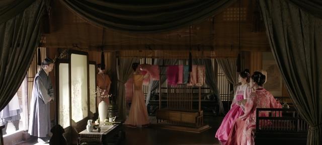 梁晗|明兰说自己锦衣玉食顾廷烨不信,墨兰说自己缺衣少食梁晗会信吗?