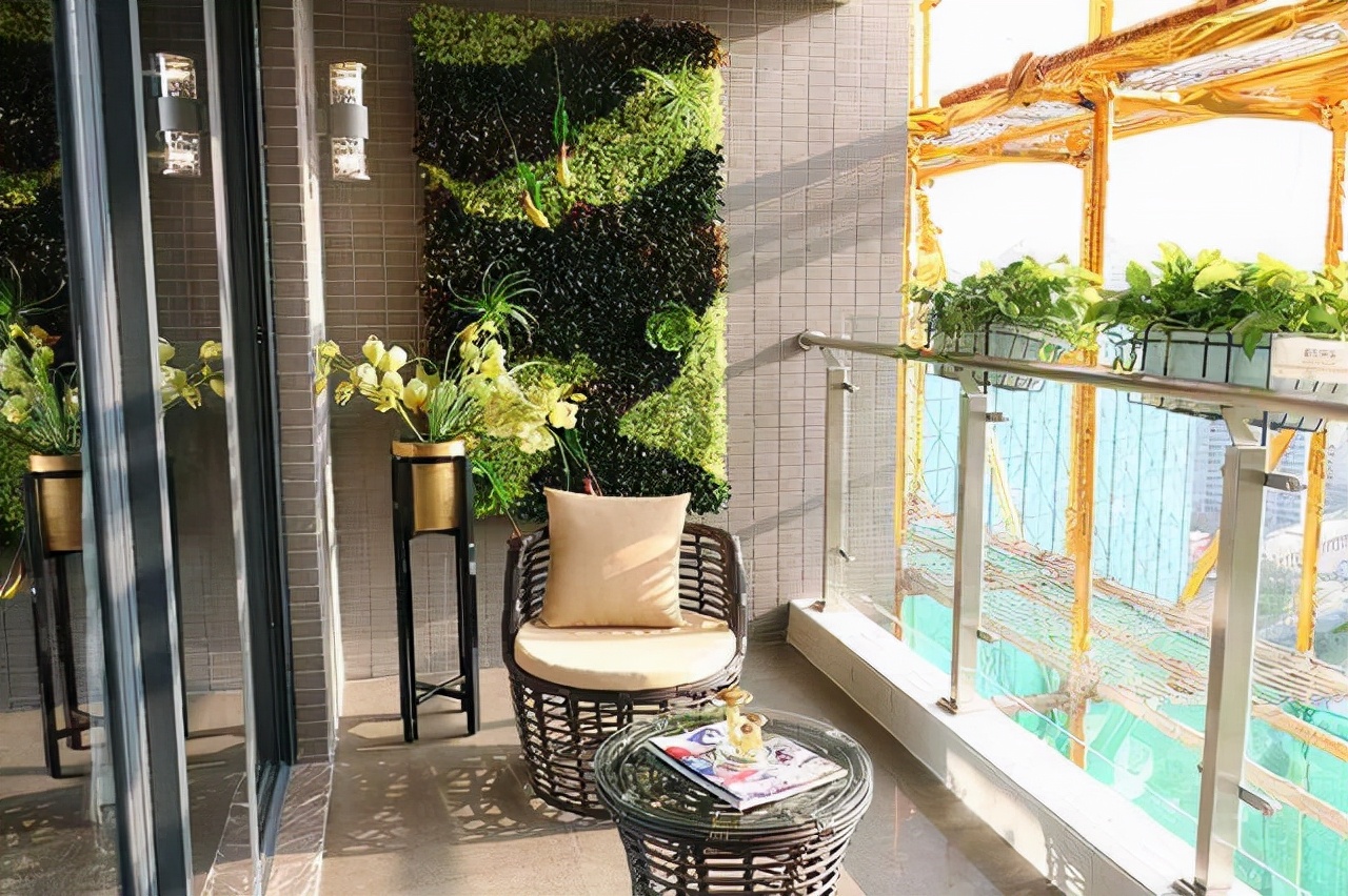 阳台到底要怎么设计,看看他们,都玩出花来了!