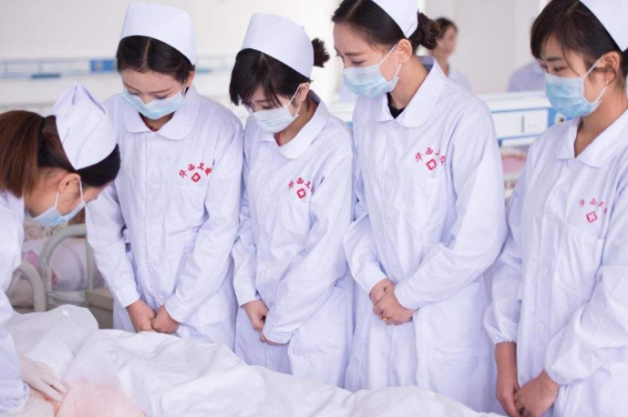 护士|优质男不愿娶的“女生职业”排行火了,护士落榜,榜首白给都不要