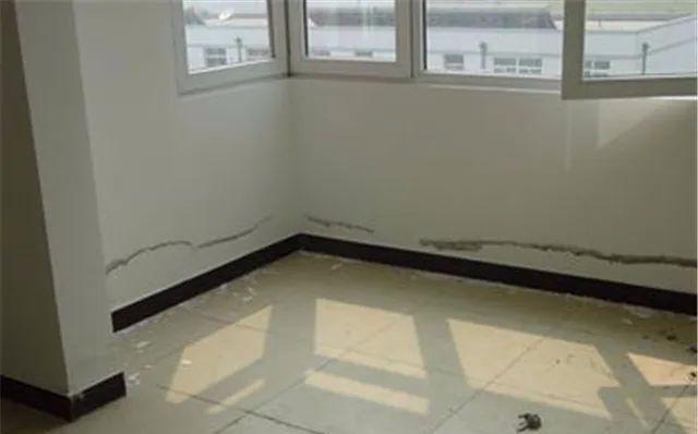 干铺瓷砖好，还是湿铺瓷砖好呢？老师傅的建议太有用了！