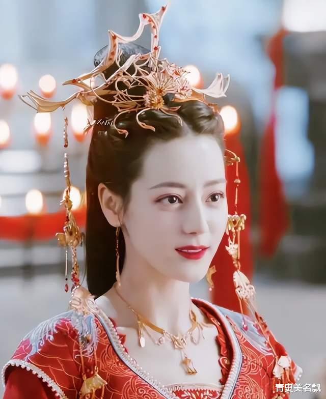 迪丽热巴|盘点娱乐圈“凤冠霞帔”10位女星，敢问哪位佳人能拿捏住你？