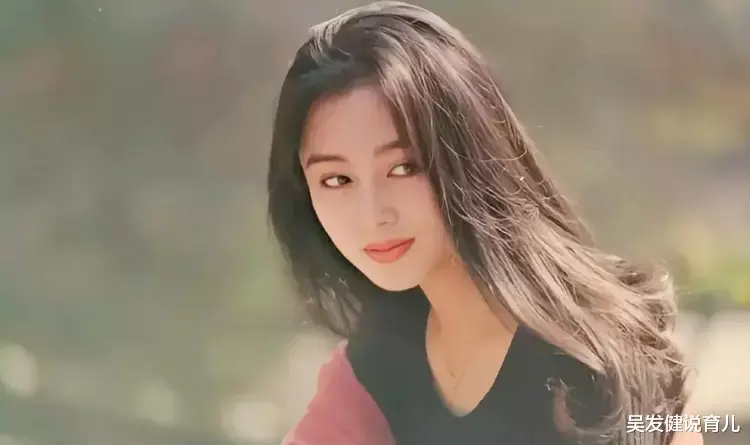 马思纯|“一胖毁所有”的8位女星，年轻时惊为天人，现今都成了老大妈