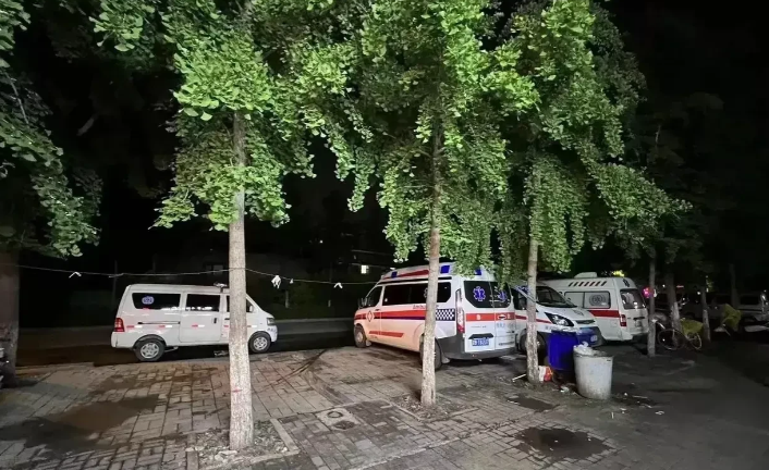 打人者陈某志,为啥2小时后要自行拨打120,恐怕是有高人指点