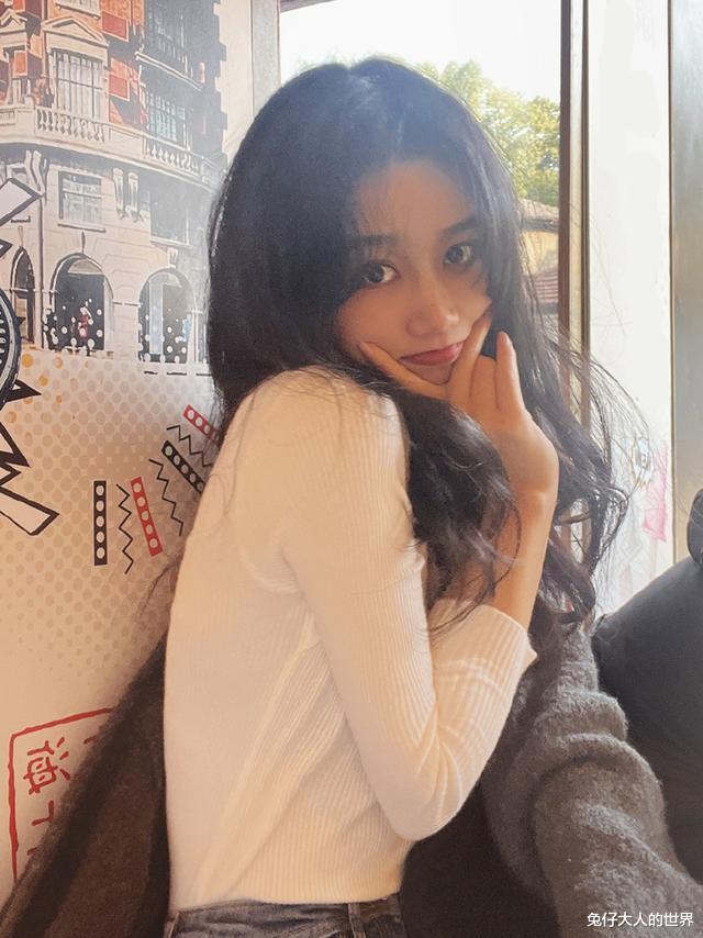 蕾哈娜|德云社秦霄贤前女友发文,在线硬刚老秦粉丝,再次发出警告话语