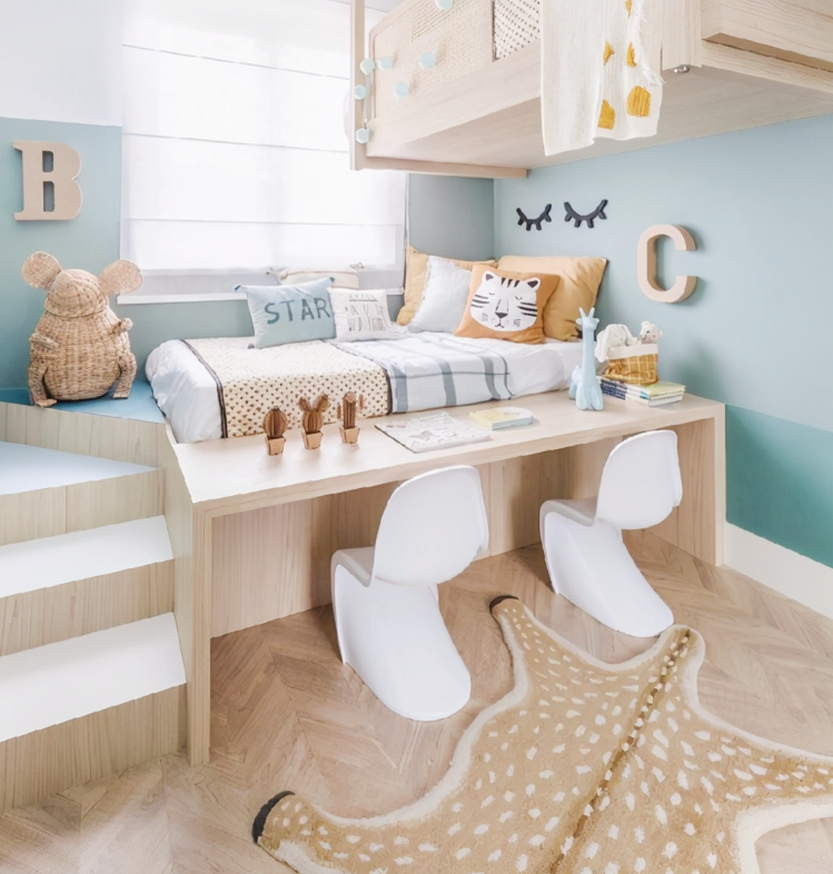 再装儿童房就做阶梯式设计，保证了学习区又安全，每1㎡都利用上