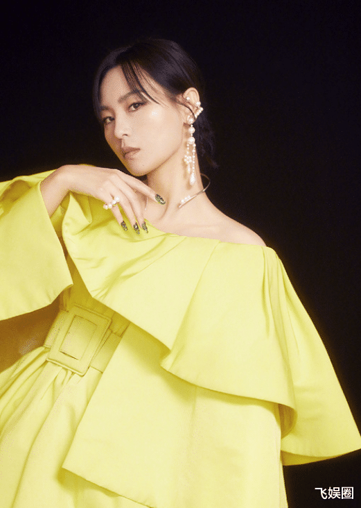 周笔畅|坦白整形周笔畅，拿大幂幂当模板，却弄成了杨紫刘诗诗