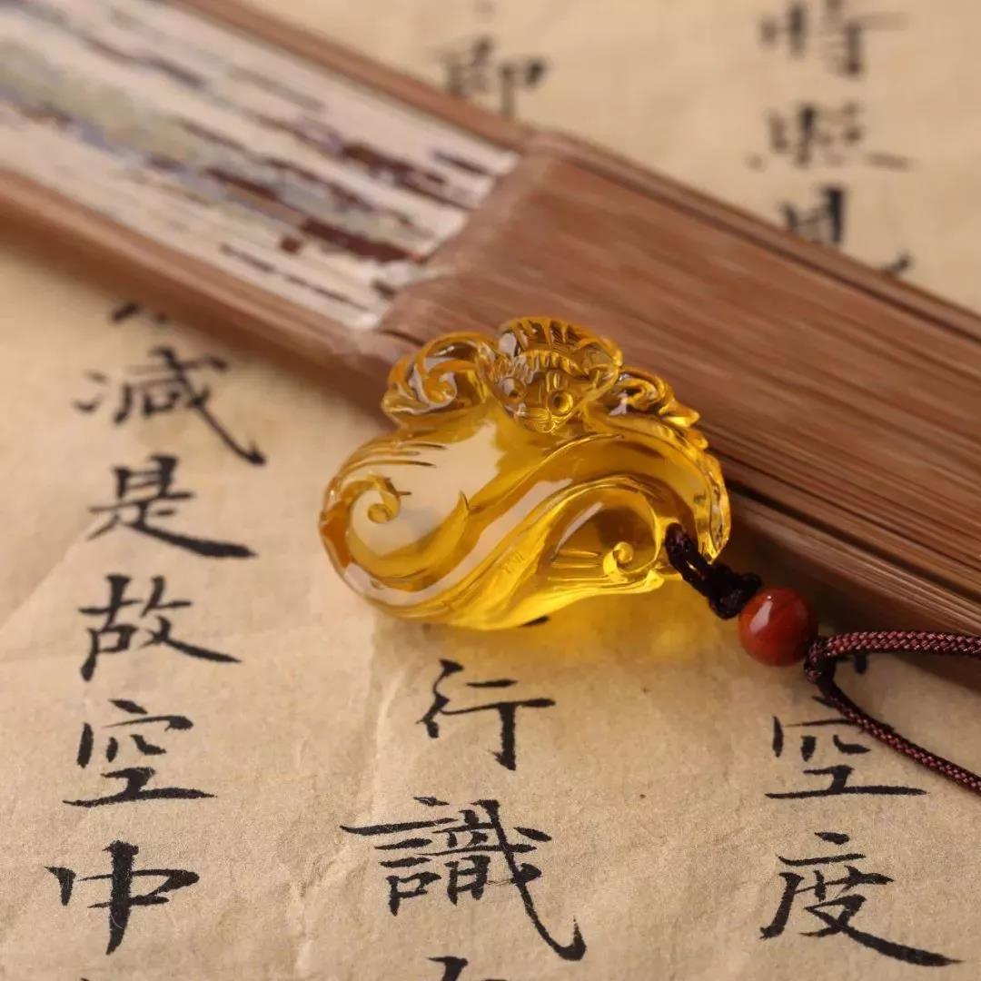 琥珀首饰的五大克星,一遇上就报废!