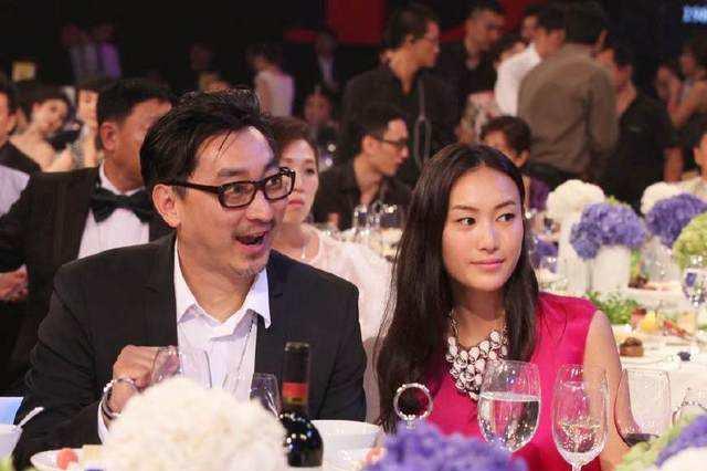 赵磊|前一秒还和富豪聚餐吃饭，后脚就进了医院，马伊利这是怎么了