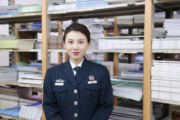 文职|2022年“军队文职”开始招聘了，薪资待遇很诱人，应届学生别错过