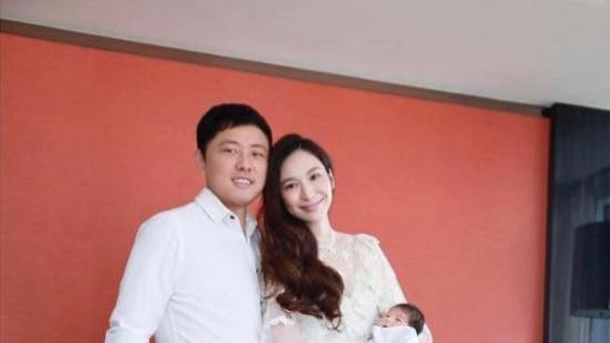 电影|四年前她从28楼一跃而下，留下两个幼儿和正为小三挑婚纱的丈夫