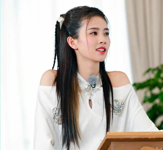 周深|看完《奔跑吧》第四期预告,有种似曾相识的感觉,为周深捏把汗