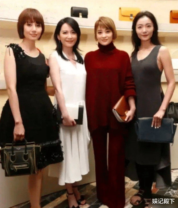 倾国倾城|梅婷,袁泉,俞飞鸿与素人同框合影却都输了,袁泉甚至惨不忍睹!