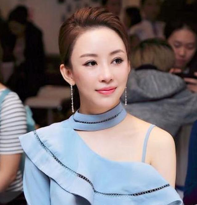 潘晓婷|潘晓婷恋情曝光？曾和丁俊晖传绯闻，择偶三标准太严，男方小鲜肉
