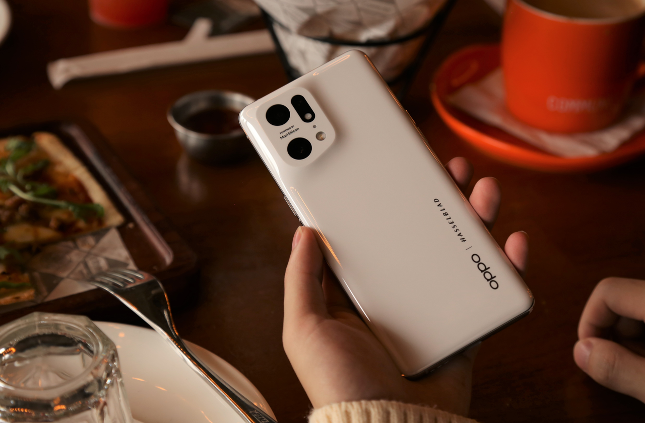 OPPO Find|比肩三星顶级旗舰？海外媒体对OPPO Find X5 Pro的评价有点意思