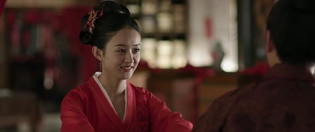 顾廷烨|知否：长柏都陪海氏见公婆，顾廷烨怎么让明兰独自面对豺狼虎豹？