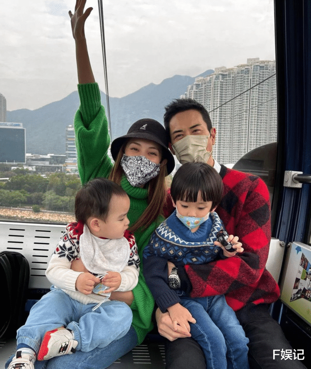 天生丽质|郑嘉颖娇妻携子上烘焙课享亲子乐 大儿子亲手制作自己的生日蛋糕