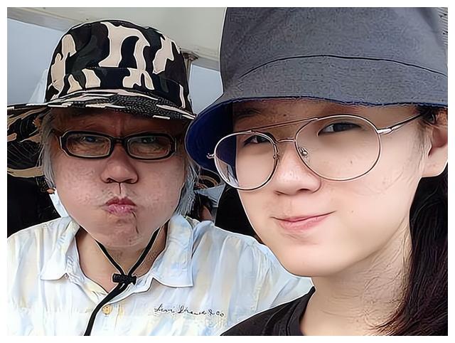 |林靖恩：和大自己40岁的父亲好友恋爱，台湾爷孙恋，现状令人唏嘘