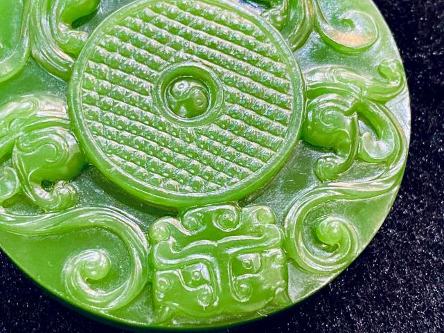 龙凤呈祥|明明断矿却又常常出现的七号坑？和田玉俄碧“龙凤呈祥”！