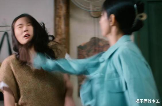 赵丽颖|曝赵丽颖旧伤复发，现身理疗会馆走路虚浮，因扇张凯丽女儿惹争议