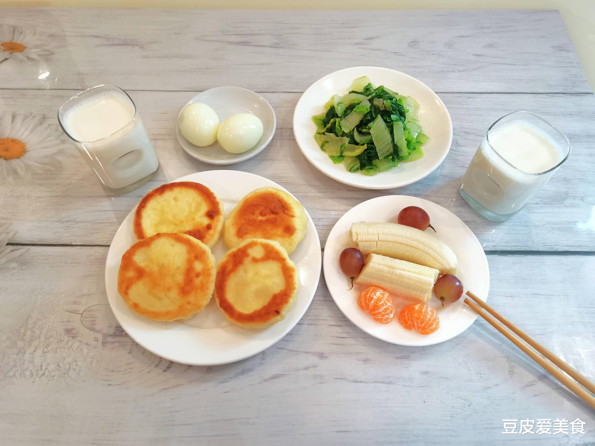 早餐\＂补蛋白\＂是关键, 建议中老年人, 多吃3种早餐, 增强抵抗力