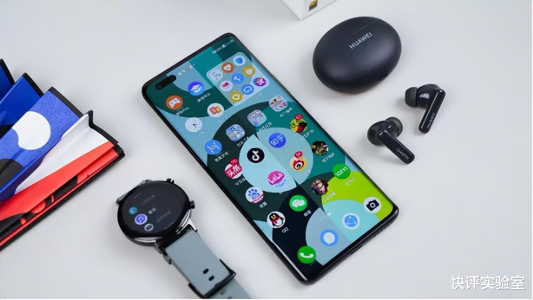 |智能设备“集邮”的快乐试过都懂!双12华为FreeBus 5i组局