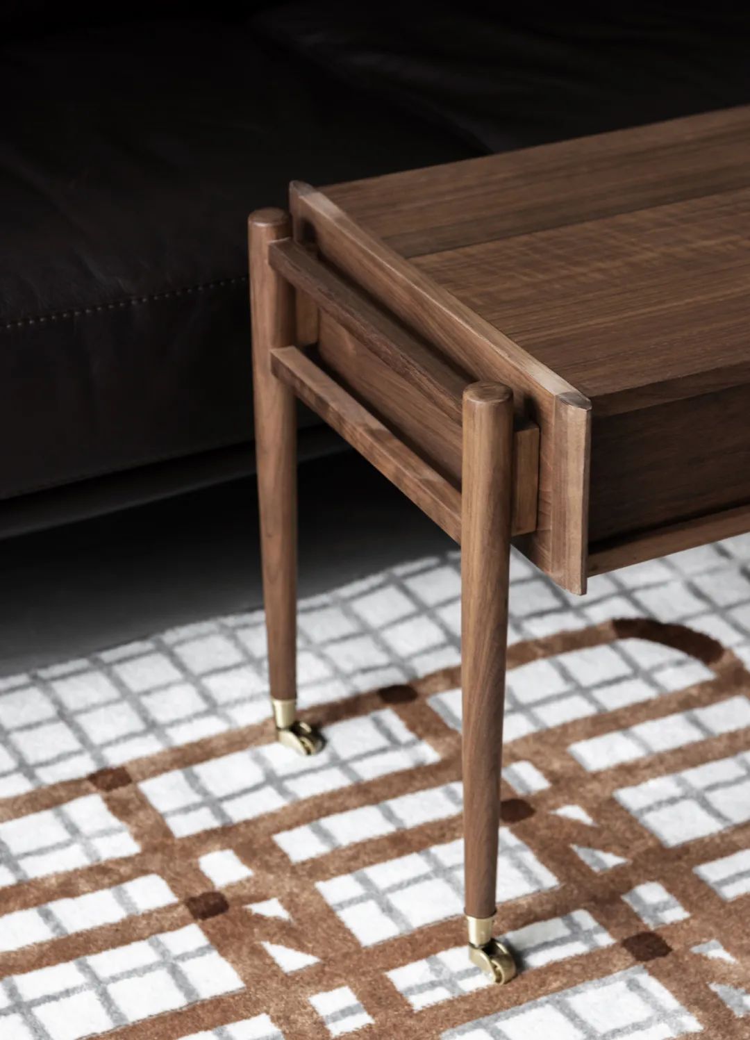 100㎡老房改造—黑白灰也温暖!