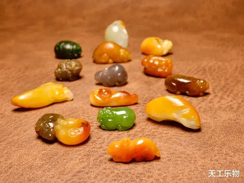 翡翠|翡翠与和田玉的短兵相接!盘点两大玉种的胜败优劣!