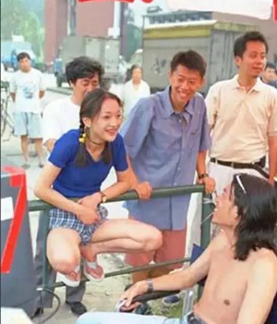 周迅|周迅为爱而生结局凄凉 ,却依然在逐爱的路上屡败屡战,没有空窗期