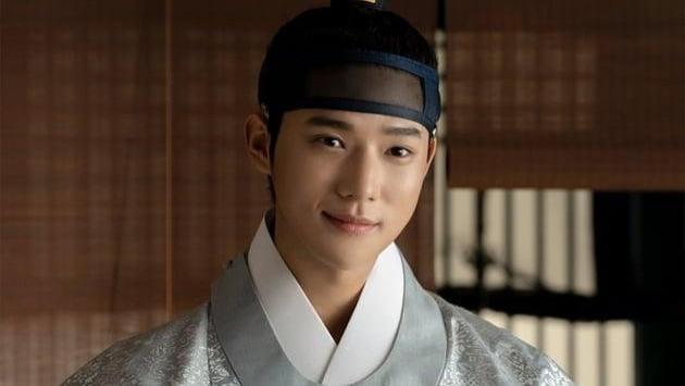 以吾之名|朴叙俊师弟文相敏，韩韶禧乌龙绯闻对象，《以吾之名》帅警也是他