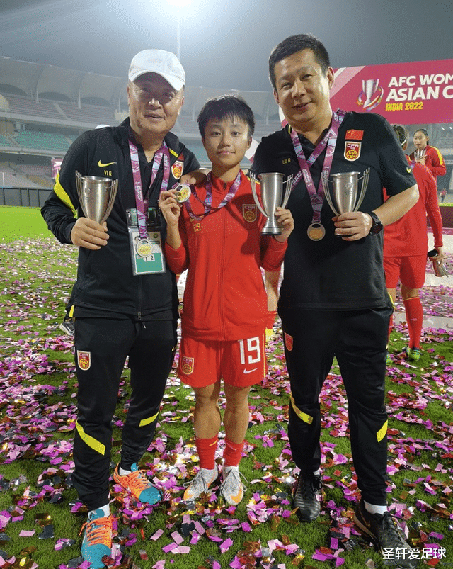 天降奇兵|3-0大胜！女足小将踢疯了，5场轰5球，水庆霞又多了1位天降奇兵？