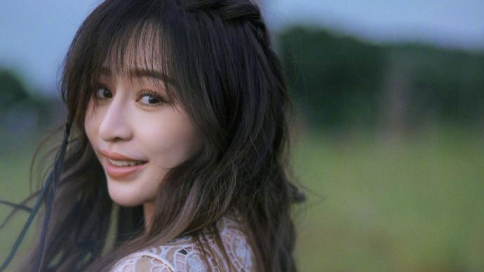 赵丽蓉|王心凌靠浪姐3翻红，周杰伦新专辑预售创纪录，梁静茹加盟好声音