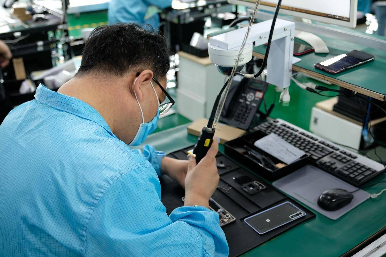 三星|OPPO跟真我合起来都快四分之一了，超越了三星拿第一