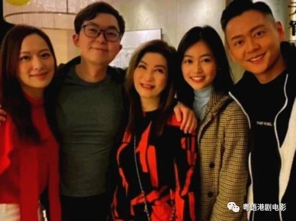 张大大|黄宗泽姚子羚亲密合照爆绯闻 网友:闺蜜前度不尴尬?