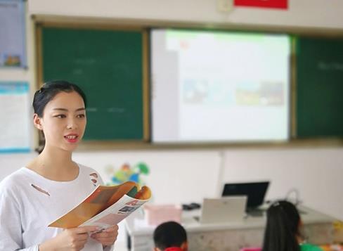 求职|面试47人,只有12人到场,一场县城教师招聘中,为何缺考率那么高