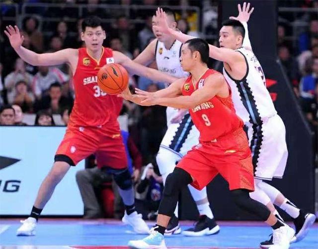 杜锋|姚明绝密命令，2万罚款来了，杜锋李春江心惊肉跳？