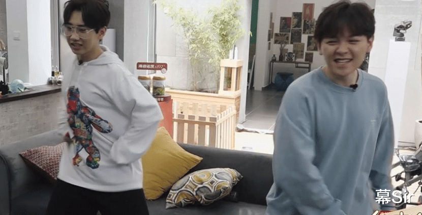 唐嫣|人前亲热人后翻脸，娱乐圈友情是奢望？这些虚假的明星关系太廉价