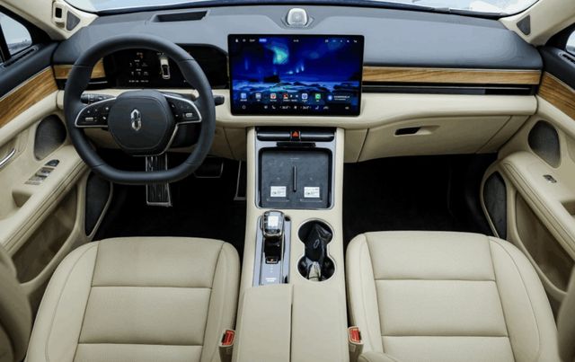 小米科技|华为再发布新车！问界首款纯电SUV上市，有哪些“黑科技”加持？