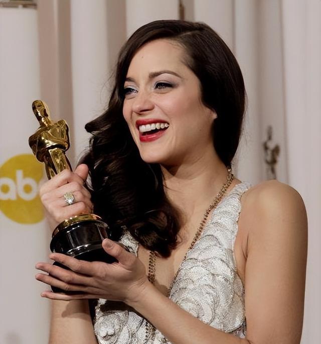 玛丽昂·歌迪亚|玛丽昂歌迪亚,用实力征服好莱坞,竟被美媒诬陷遭唾骂