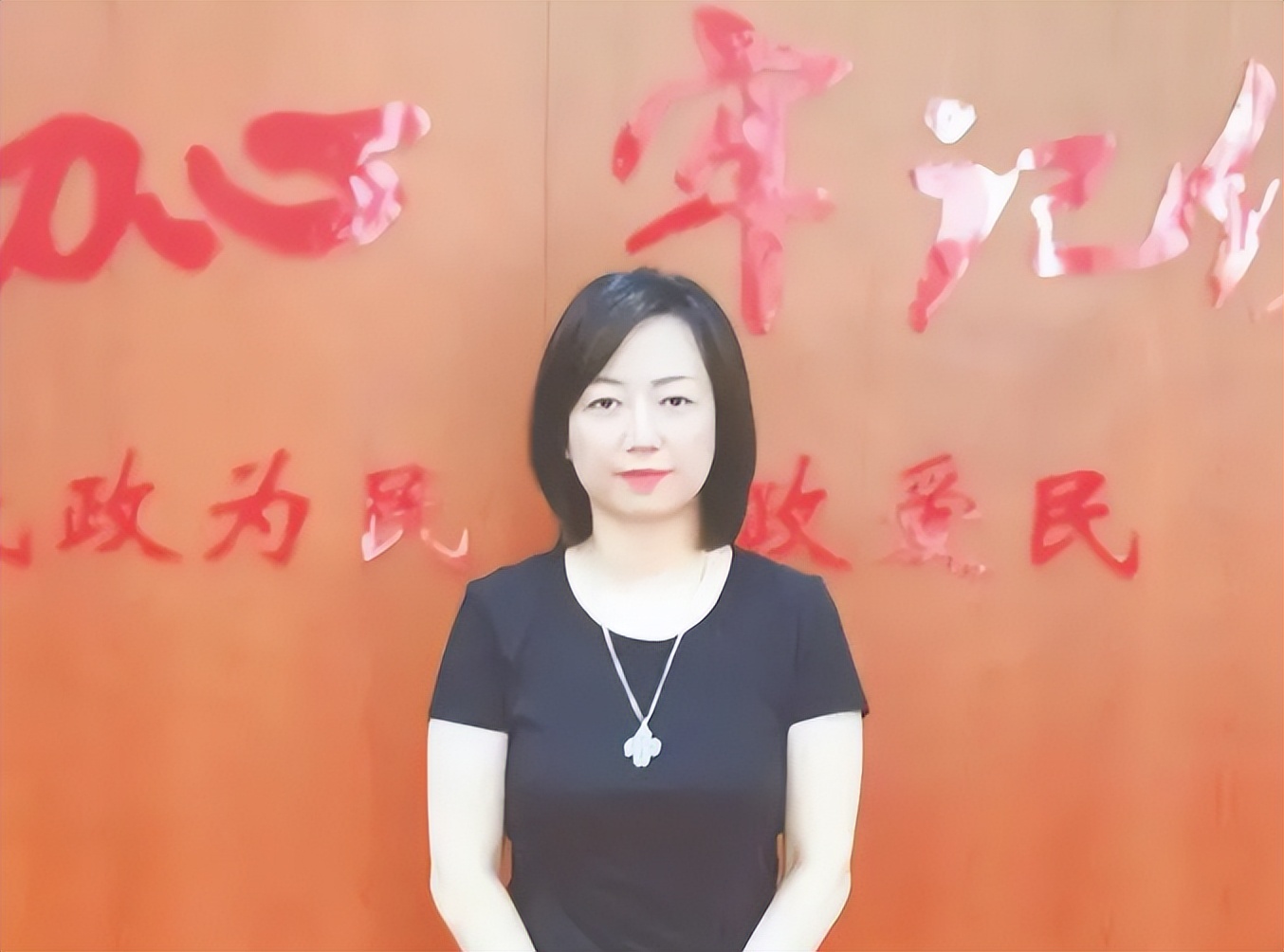 副区长“陈枢”火了，履历丰富令人佩服，毕业院校却很一般